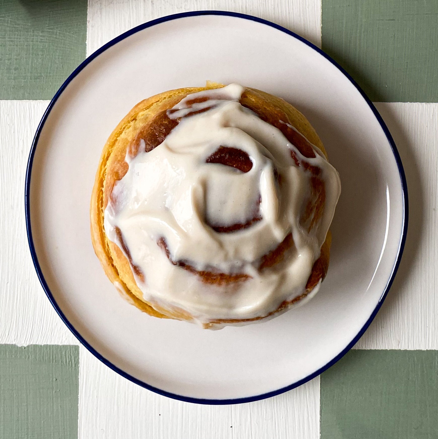 Pumpkin Cinnamon Rolls by Bárbara Gomes